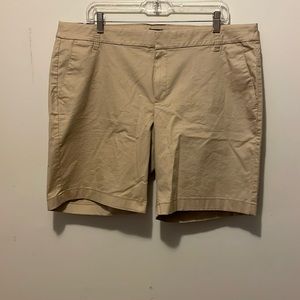 J CREW khaki 9” shorts